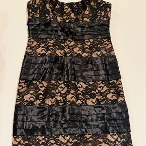 Black Lace Cocktail Dress with Satin Panels | Sleeveless | Elegant Evening Dress